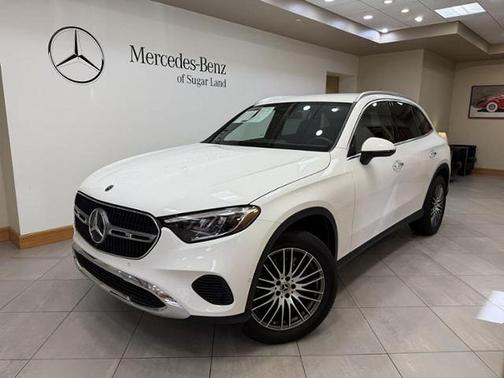 Polar White 2025 Mercedes-Benz GLC 300 Base