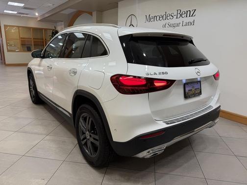 2025 Mercedes-Benz GLA 250 4MATIC