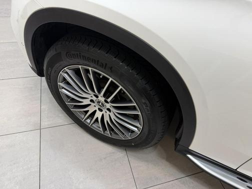 Polar White 2024 Mercedes-Benz GLC 300 Base