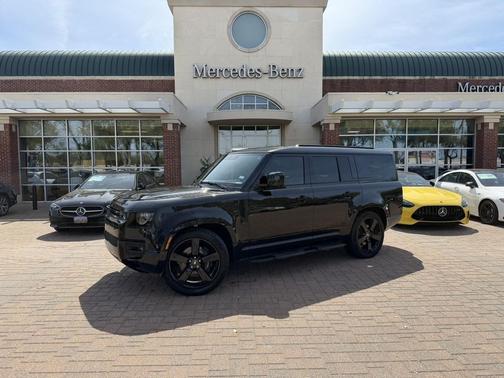 2025 Land Rover Defender V8