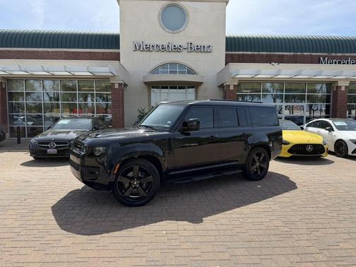 2025 Land Rover Defender V8