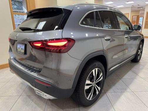 2026 Mercedes-Benz GLA 250 4MATIC
