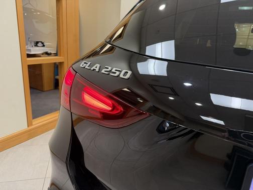 2024 Mercedes-Benz GLA 250 Base