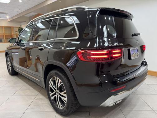 2024 Mercedes-Benz GLB 250 Base