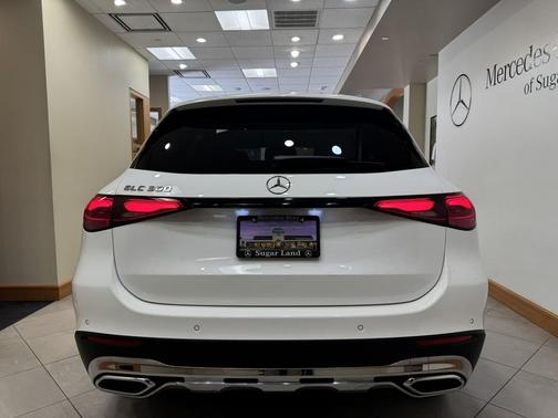 2025 Mercedes-Benz GLC 300 Base