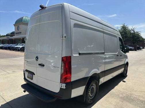 2023 Mercedes-Benz Sprinter 2500 Standard Roof