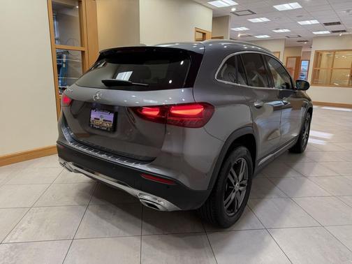 2025 Mercedes-Benz GLA 250 4MATIC
