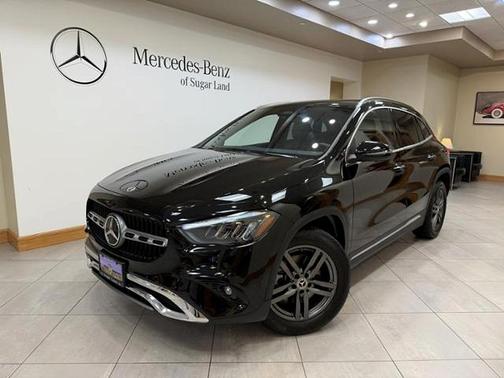 Night Black 2025 Mercedes-Benz GLA 250 4MATIC