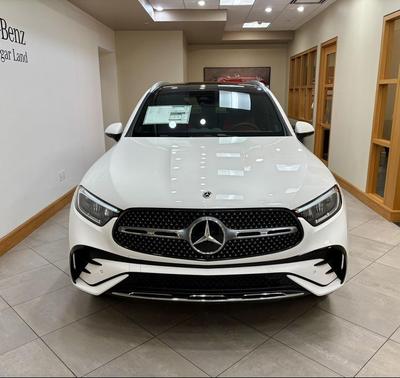 2026 Mercedes-Benz GLC 300 Base