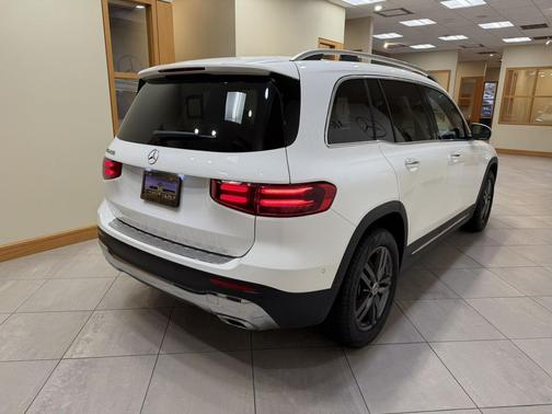 2025 Mercedes-Benz GLB 250 Base