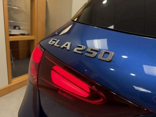 2025 Mercedes-Benz GLA 250 4MATIC