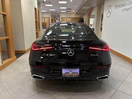 Obsidian Black Metallic 2026 Mercedes-Benz CLE 450 4MATIC