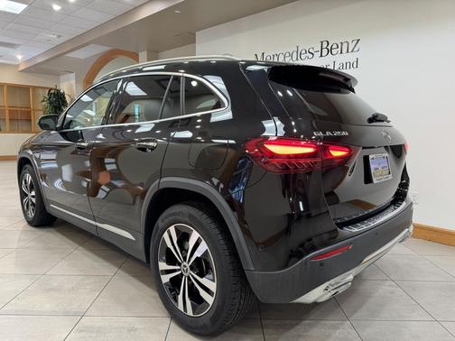 2025 Mercedes-Benz GLA 250 4MATIC