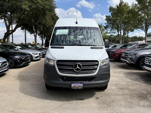 2026 Mercedes-Benz Sprinter 2500 High Roof