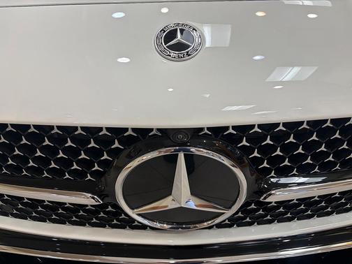 Polar White 2026 Mercedes-Benz CLE 300 4MATIC Coupe