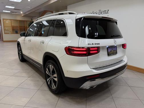 2025 Mercedes-Benz GLB 250 Base