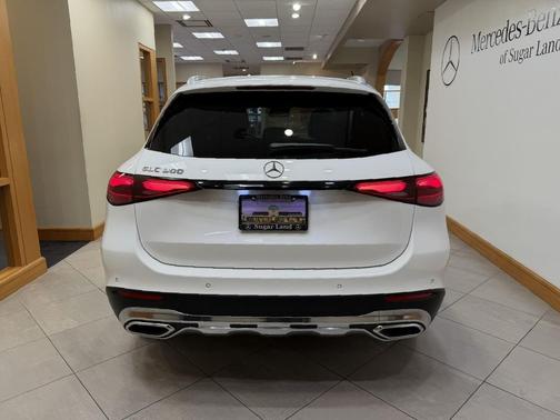 Polar White 2025 Mercedes-Benz GLC 300 Base