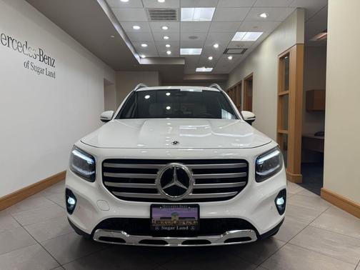 Polar White 2025 Mercedes-Benz GLB 250 Base