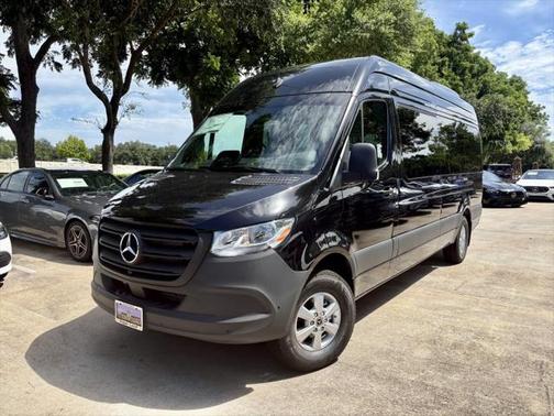 2025 Mercedes-Benz Sprinter 2500 High Roof