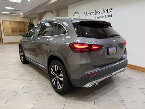 Mountain Grey Metallic 2025 Mercedes-Benz GLA 250 4MATIC