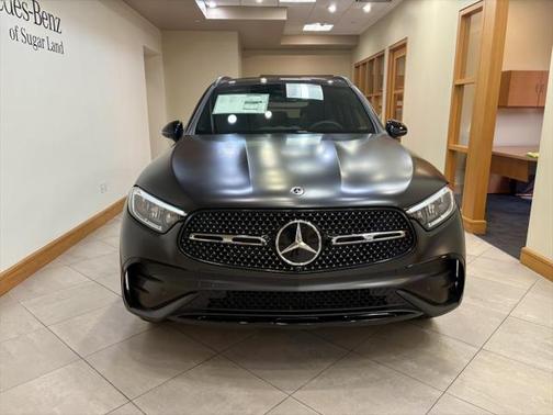 2025 Mercedes-Benz GLC 300 Base