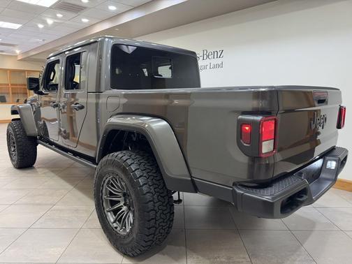 2024 Jeep Gladiator Sport S