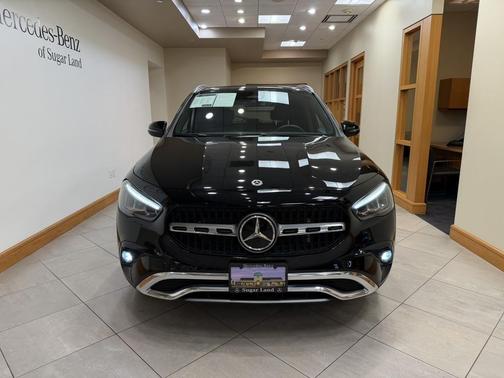 Night Black 2025 Mercedes-Benz GLA 250 4MATIC