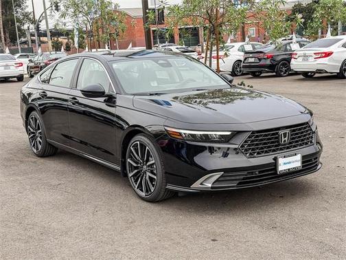 2025 Honda Accord Hybrid Touring