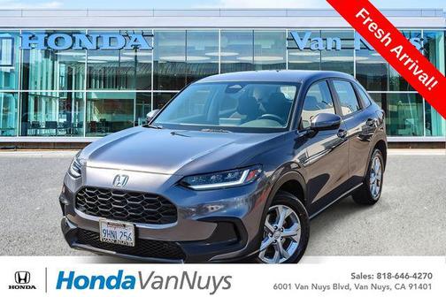 Modern Steel Metallic 2024 Honda HR-V LX