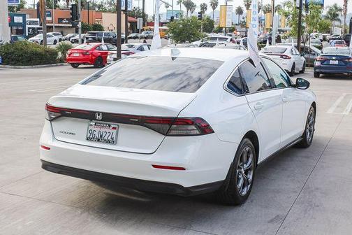 Platinum White Pearl 2023 Honda Accord EX