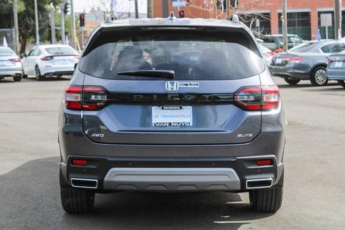 2025 Honda Pilot Elite