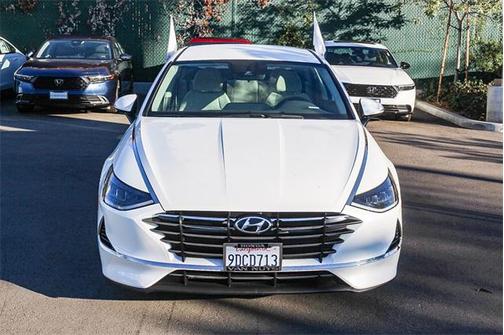 2023 Hyundai SONATA SE