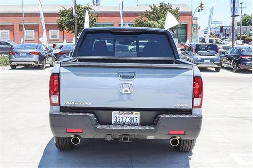 2022 Honda Ridgeline Black