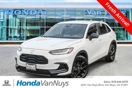 Platinum White Pearl 2024 Honda HR-V Sport