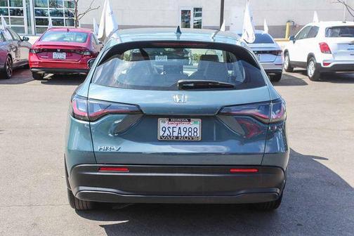 Nordic Forest Pearl 2025 Honda HR-V LX