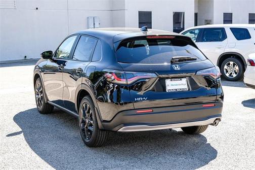 2025 Honda HR-V 2WD Sport