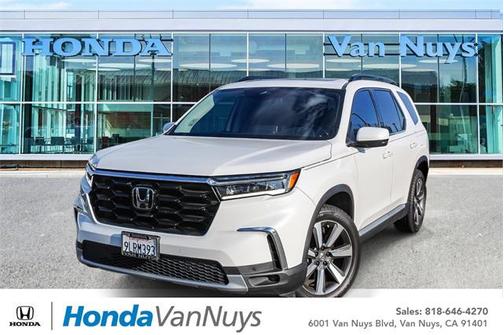2023 Honda Pilot Touring 8-Passenger