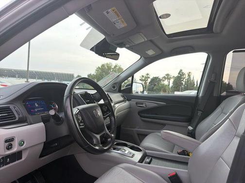 Lunar Silver Metallic 2021 Honda Pilot 2WD Special Edition