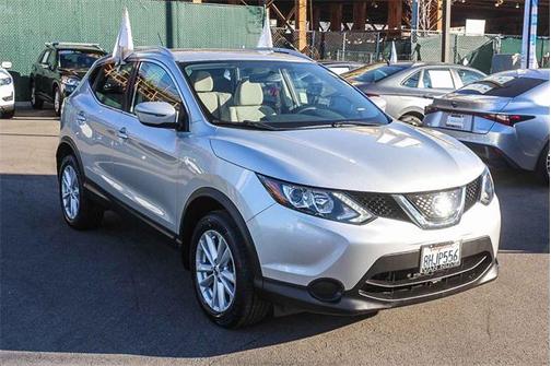 2018 Nissan Rogue Sport SV