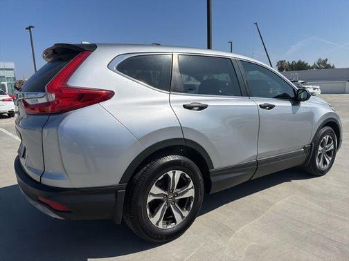 Lunar Silver Metallic 2018 Honda CR-V LX
