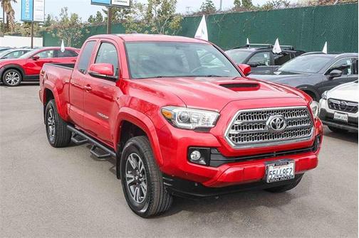 2017 Toyota Tacoma TRD Sport