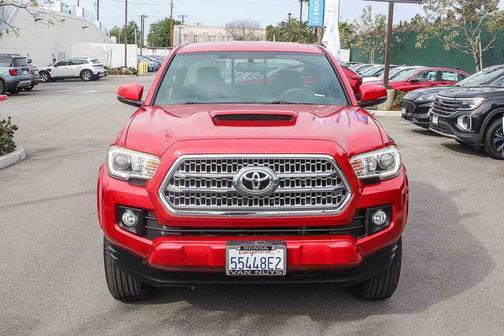 2017 Toyota Tacoma TRD Sport