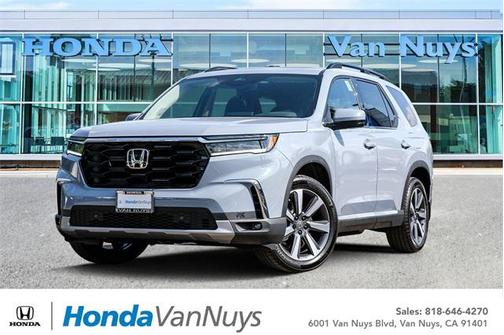 2025 Honda Pilot Touring 8-Passenger