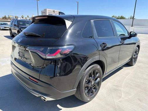 Crystal Black Pearl 2025 Honda HR-V 2WD Sport