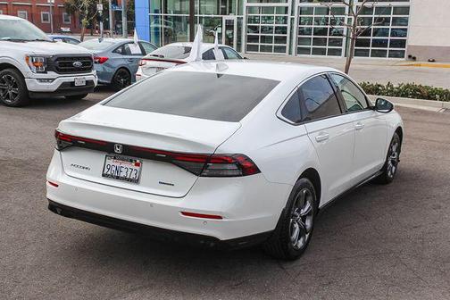 Platinum White Pearl 2023 Honda Accord Hybrid EX-L