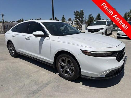 Platinum White Pearl 2023 Honda Accord Hybrid EX-L