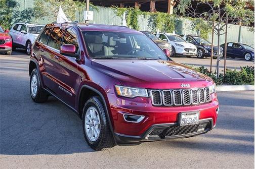 2019 Jeep Grand Cherokee Laredo