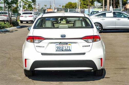 2020 Toyota Corolla Hybrid LE