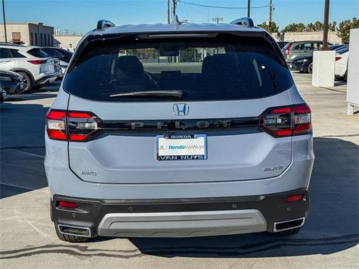 2025 Honda Pilot Elite
