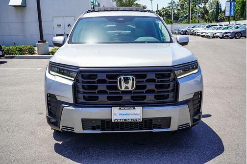 Solar Silver Metallic 2026 Honda Pilot EX-L